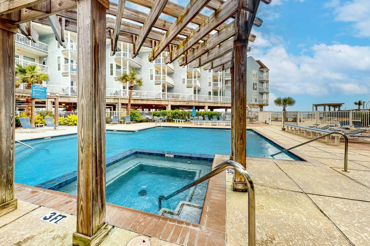 Seascape Condos II Galveston Room photo