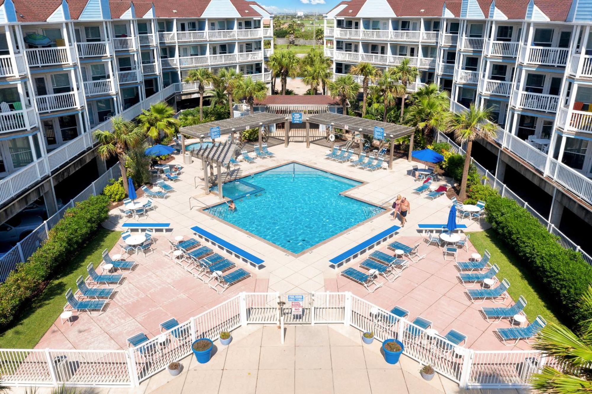 Seascape Condos II Galveston Room photo