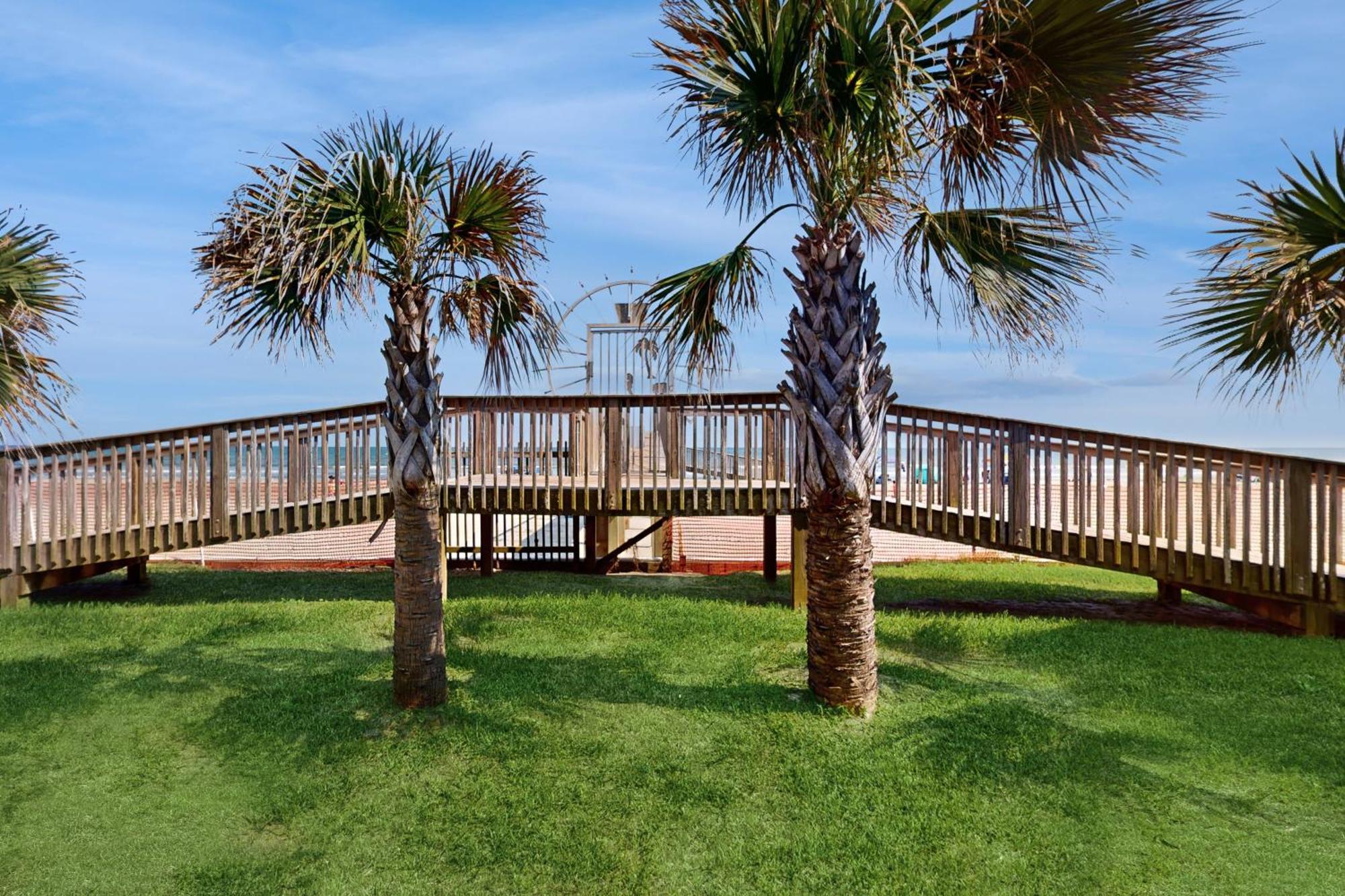Seascape Condos II Galveston Room photo